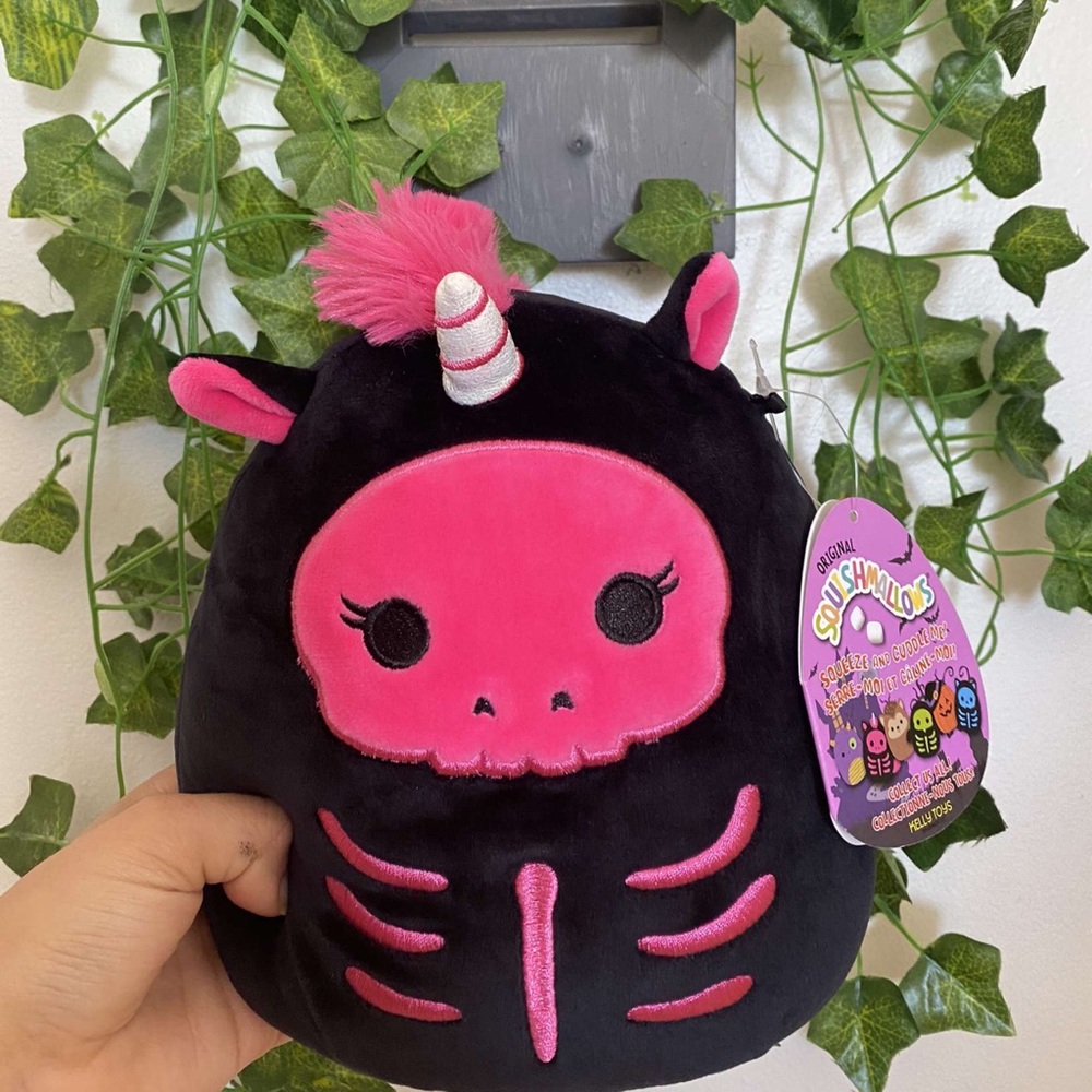 Squishmallows 8" Halloween Sketlana the Skeleton